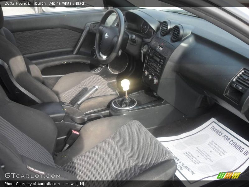 Alpine White / Black 2003 Hyundai Tiburon