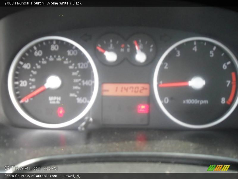 Alpine White / Black 2003 Hyundai Tiburon