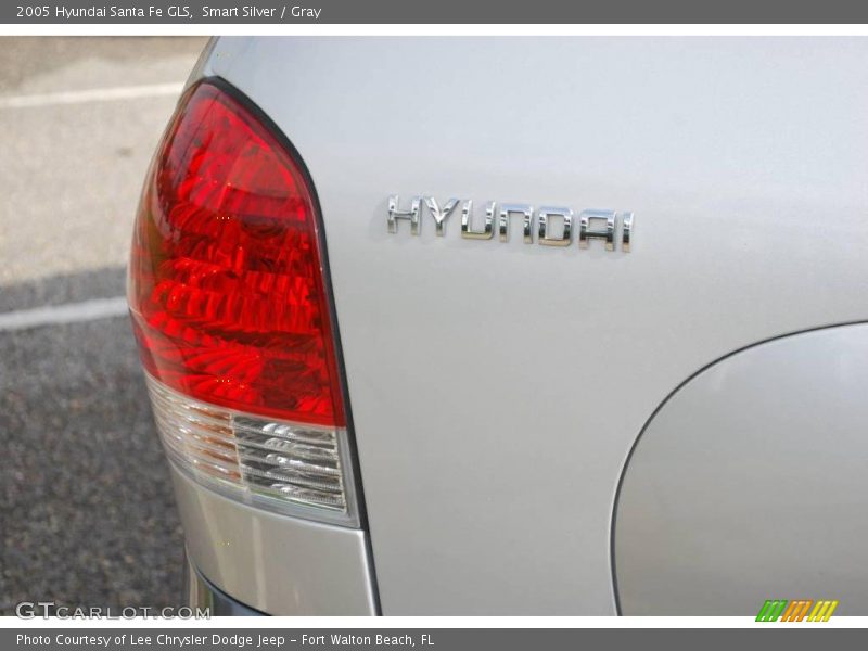 Smart Silver / Gray 2005 Hyundai Santa Fe GLS