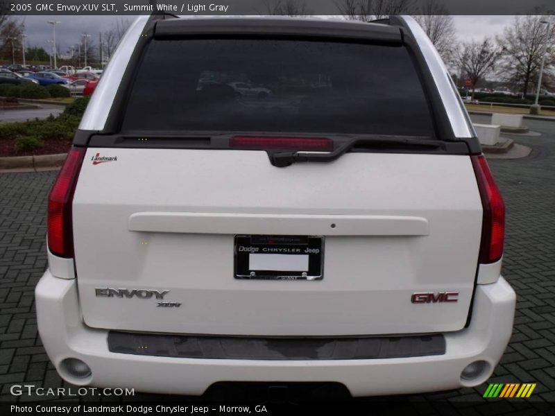 Summit White / Light Gray 2005 GMC Envoy XUV SLT