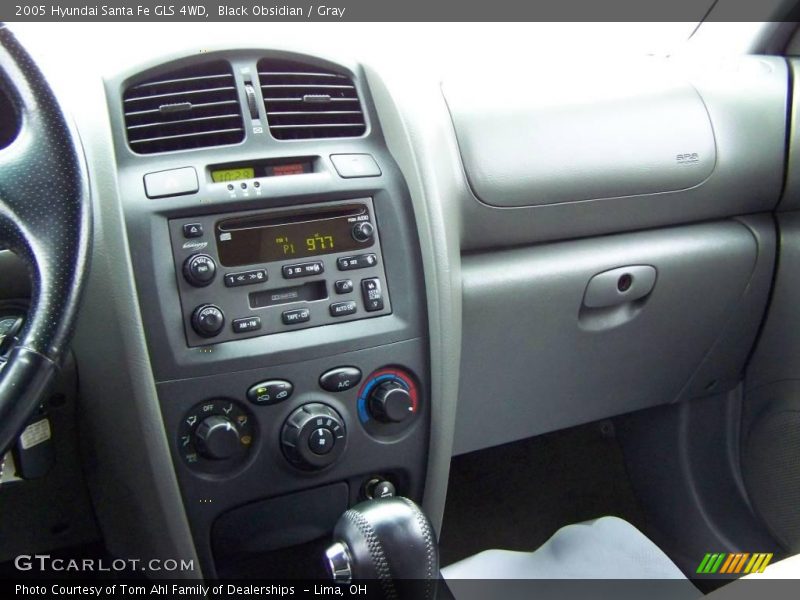 Black Obsidian / Gray 2005 Hyundai Santa Fe GLS 4WD