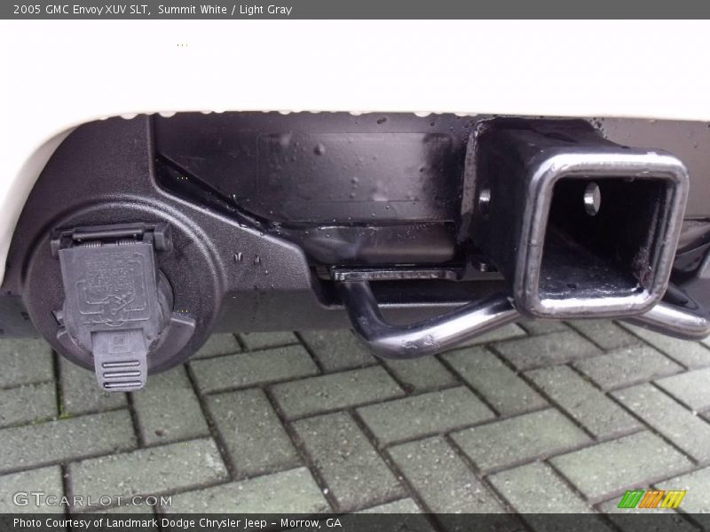Summit White / Light Gray 2005 GMC Envoy XUV SLT