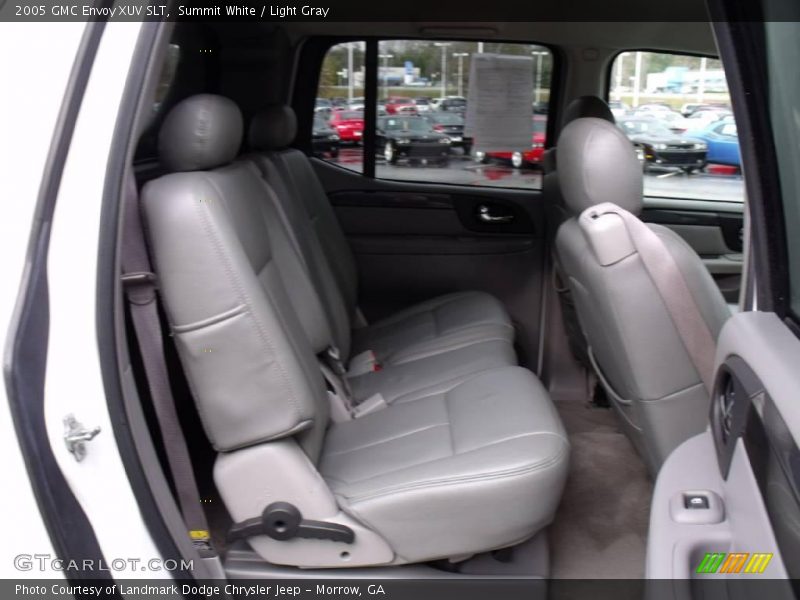 Summit White / Light Gray 2005 GMC Envoy XUV SLT