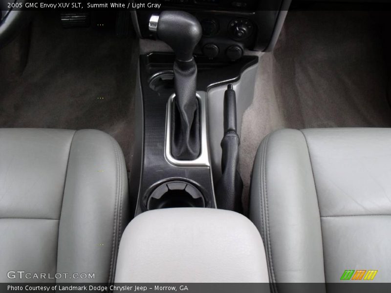 Summit White / Light Gray 2005 GMC Envoy XUV SLT