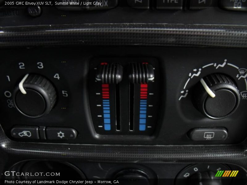Summit White / Light Gray 2005 GMC Envoy XUV SLT