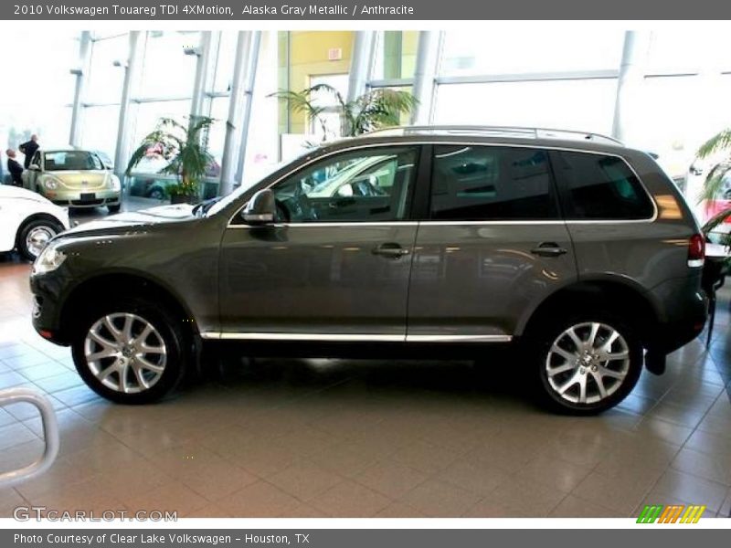 Alaska Gray Metallic / Anthracite 2010 Volkswagen Touareg TDI 4XMotion