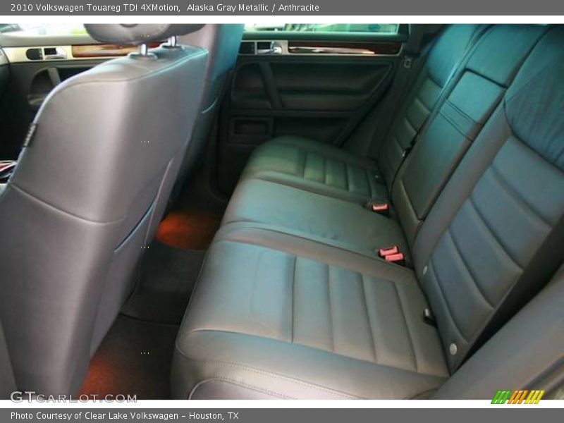 Alaska Gray Metallic / Anthracite 2010 Volkswagen Touareg TDI 4XMotion