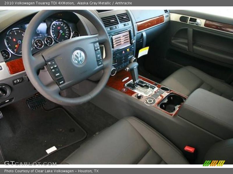 Alaska Gray Metallic / Anthracite 2010 Volkswagen Touareg TDI 4XMotion