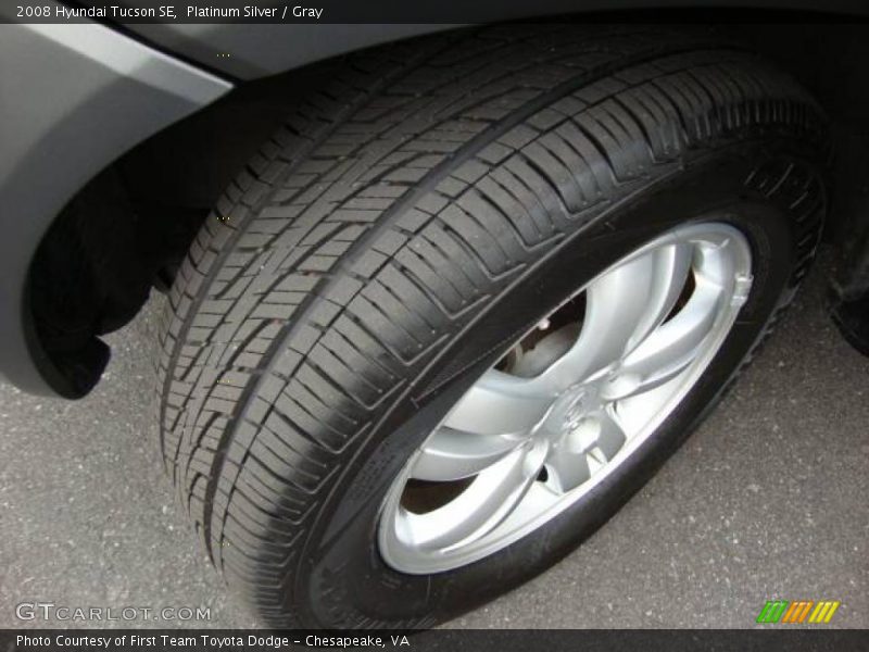 Platinum Silver / Gray 2008 Hyundai Tucson SE
