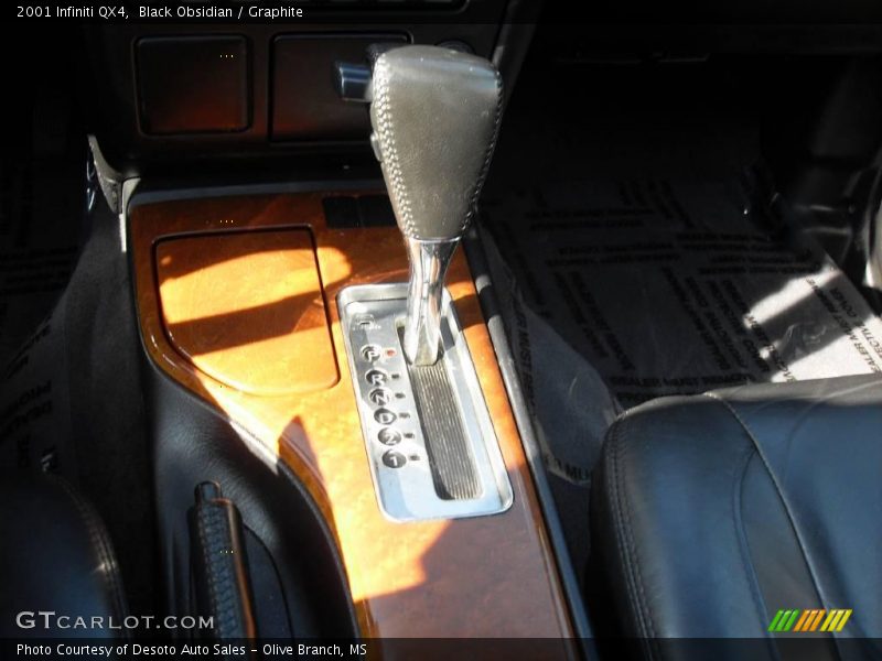Black Obsidian / Graphite 2001 Infiniti QX4