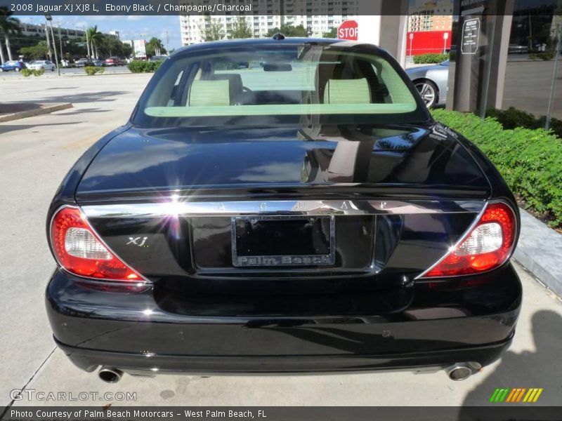 Ebony Black / Champagne/Charcoal 2008 Jaguar XJ XJ8 L