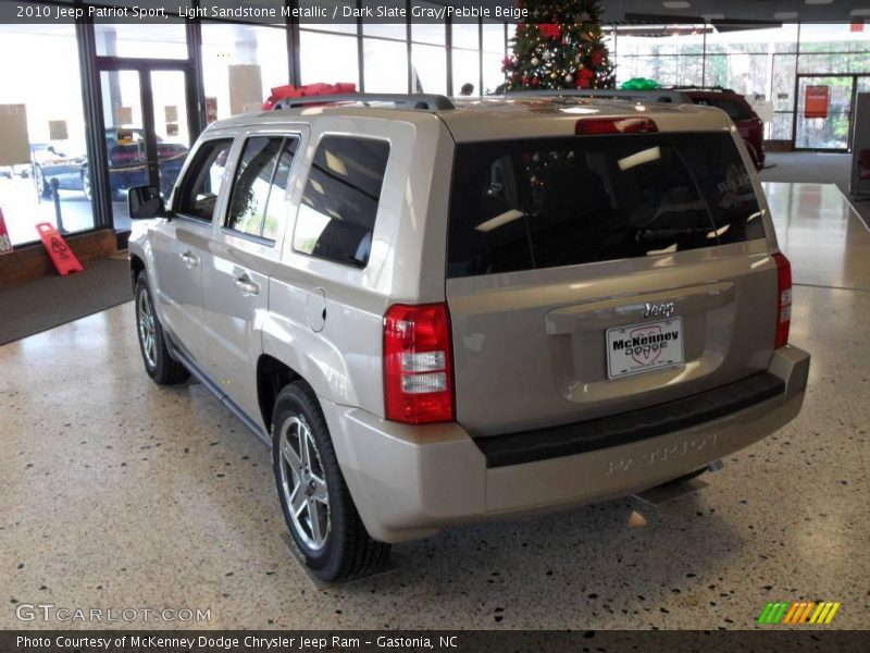 Light Sandstone Metallic / Dark Slate Gray/Pebble Beige 2010 Jeep Patriot Sport