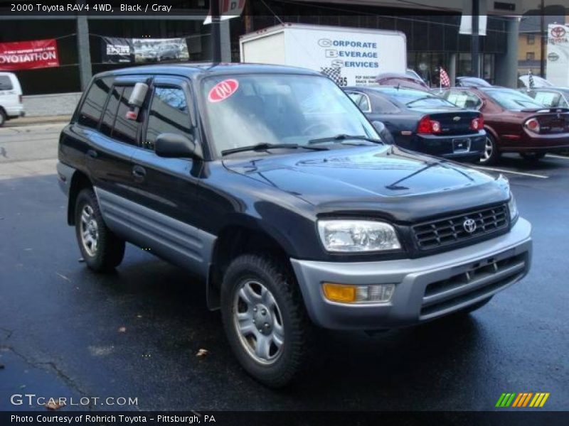 Black / Gray 2000 Toyota RAV4 4WD
