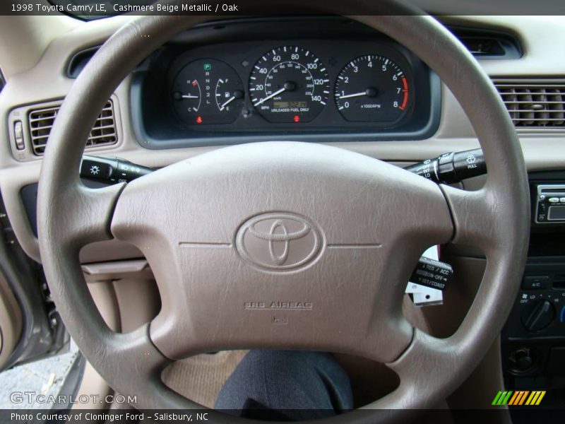 Cashmere Beige Metallic / Oak 1998 Toyota Camry LE