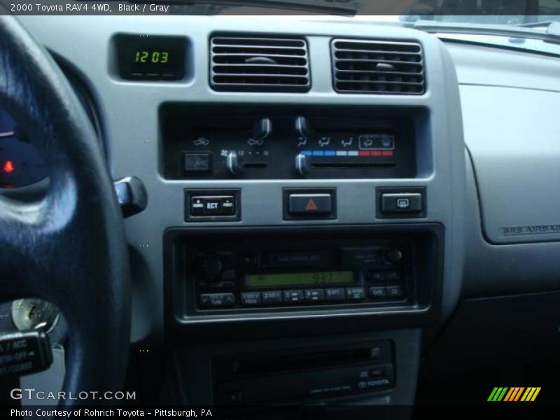 Black / Gray 2000 Toyota RAV4 4WD