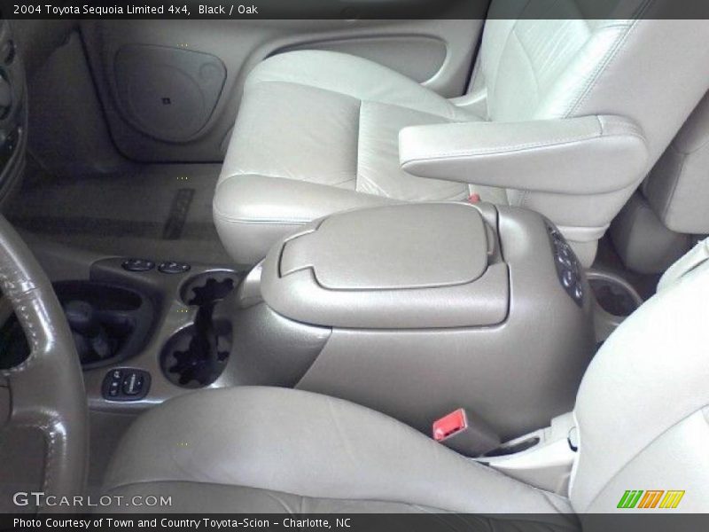 Black / Oak 2004 Toyota Sequoia Limited 4x4