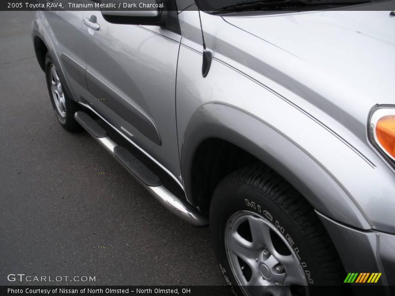 Titanium Metallic / Dark Charcoal 2005 Toyota RAV4