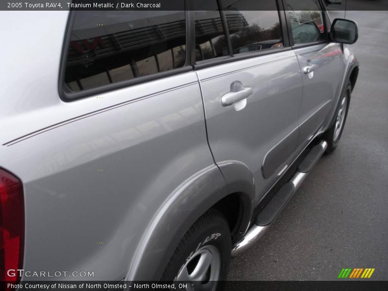 Titanium Metallic / Dark Charcoal 2005 Toyota RAV4