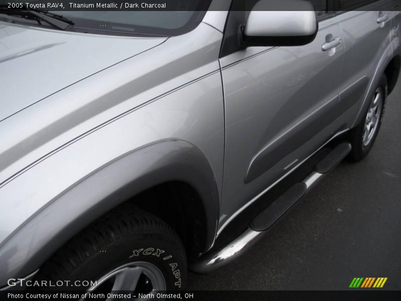 Titanium Metallic / Dark Charcoal 2005 Toyota RAV4