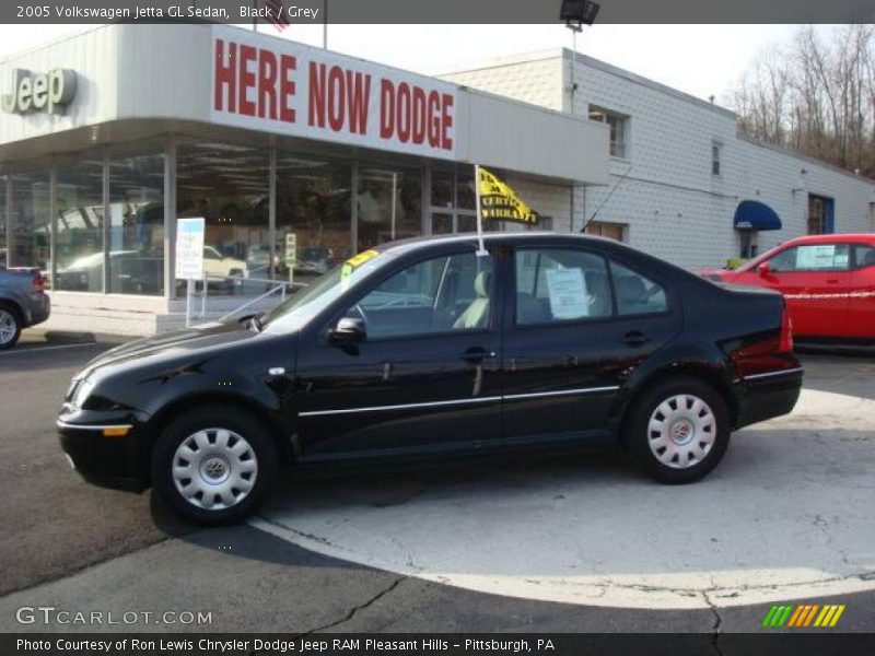 Black / Grey 2005 Volkswagen Jetta GL Sedan