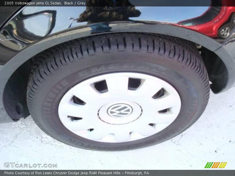 Black / Grey 2005 Volkswagen Jetta GL Sedan