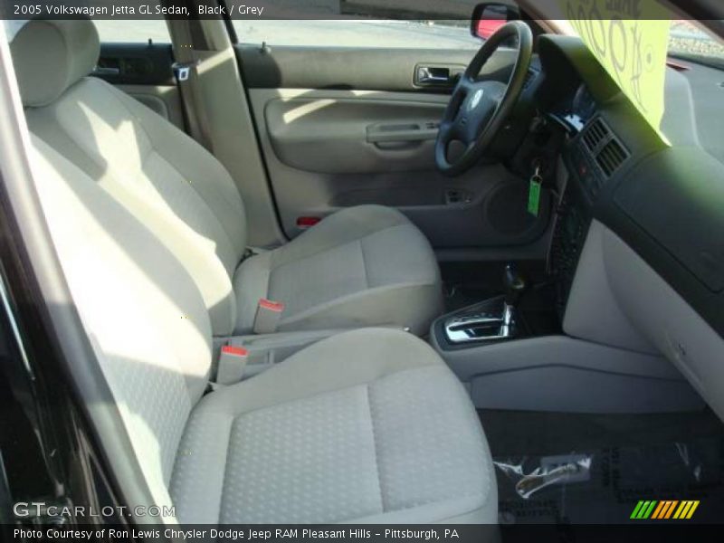 Black / Grey 2005 Volkswagen Jetta GL Sedan