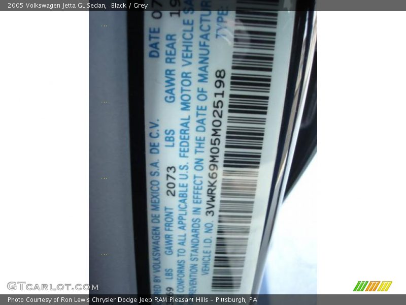 Black / Grey 2005 Volkswagen Jetta GL Sedan