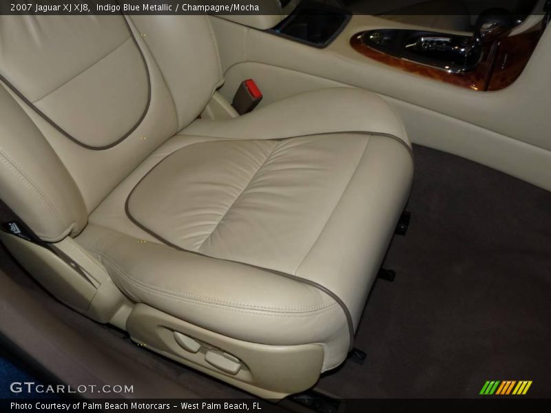 Indigo Blue Metallic / Champagne/Mocha 2007 Jaguar XJ XJ8