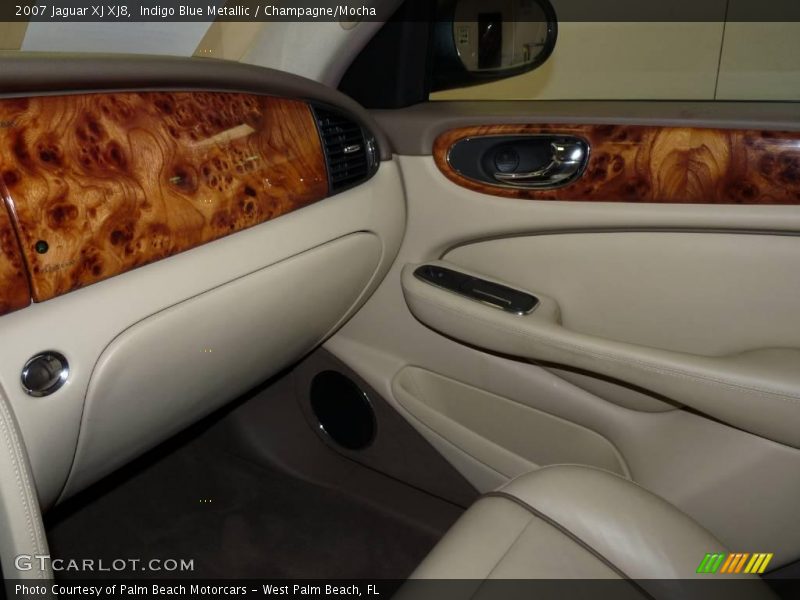 Indigo Blue Metallic / Champagne/Mocha 2007 Jaguar XJ XJ8