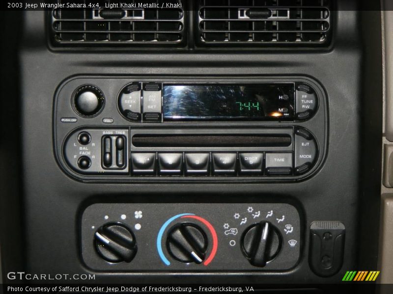 Light Khaki Metallic / Khaki 2003 Jeep Wrangler Sahara 4x4