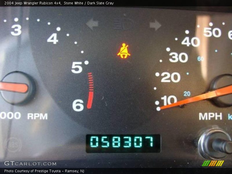 Stone White / Dark Slate Gray 2004 Jeep Wrangler Rubicon 4x4