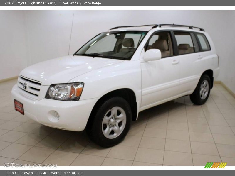 Super White / Ivory Beige 2007 Toyota Highlander 4WD