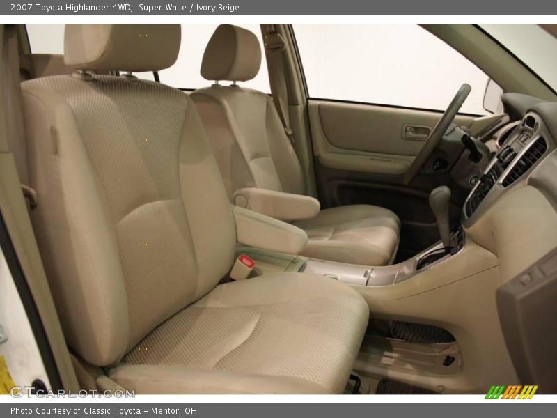 Super White / Ivory Beige 2007 Toyota Highlander 4WD