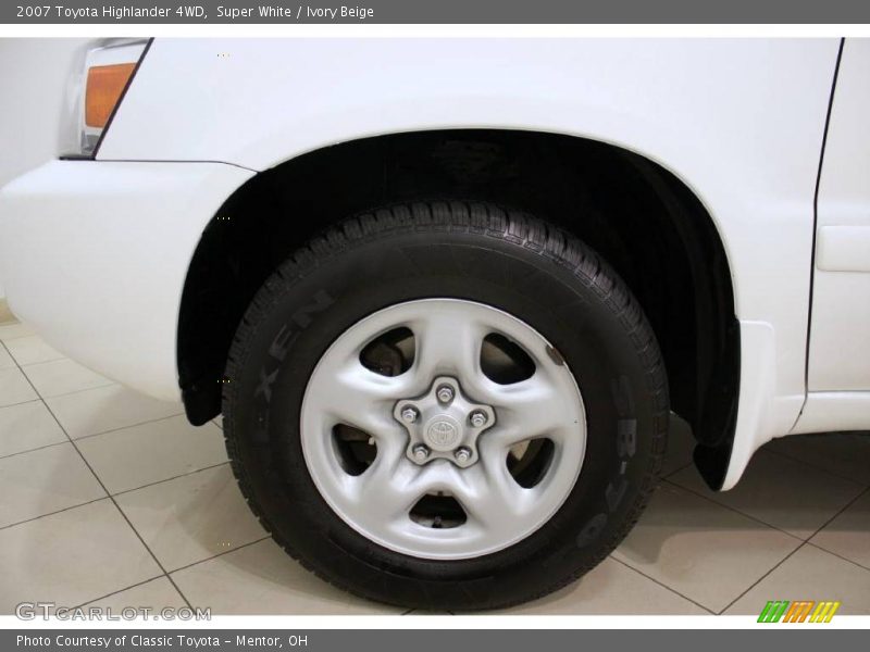Super White / Ivory Beige 2007 Toyota Highlander 4WD