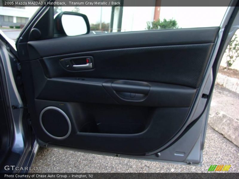 Titanium Gray Metallic / Black 2005 Mazda MAZDA3 s Hatchback