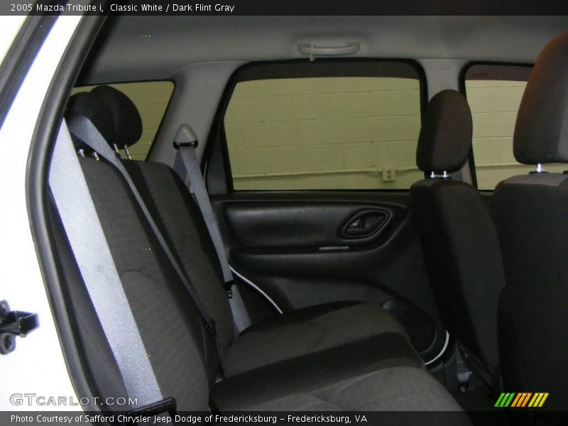 Classic White / Dark Flint Gray 2005 Mazda Tribute i