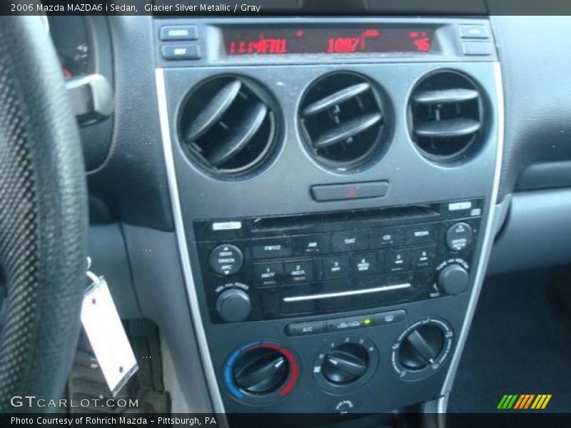 Glacier Silver Metallic / Gray 2006 Mazda MAZDA6 i Sedan