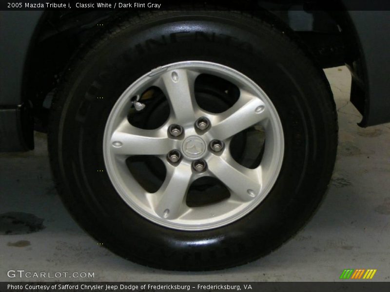 Classic White / Dark Flint Gray 2005 Mazda Tribute i