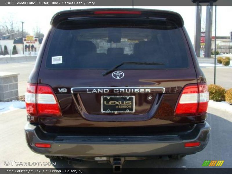 Black Garnet Pearl / Ivory 2006 Toyota Land Cruiser