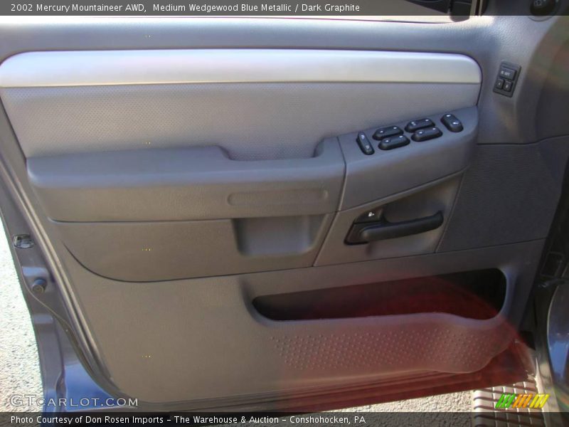 Medium Wedgewood Blue Metallic / Dark Graphite 2002 Mercury Mountaineer AWD