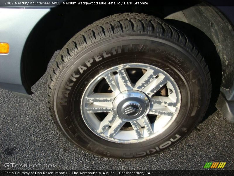 Medium Wedgewood Blue Metallic / Dark Graphite 2002 Mercury Mountaineer AWD