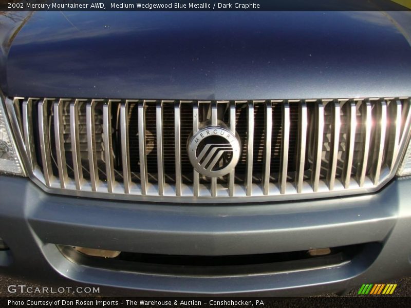 Medium Wedgewood Blue Metallic / Dark Graphite 2002 Mercury Mountaineer AWD