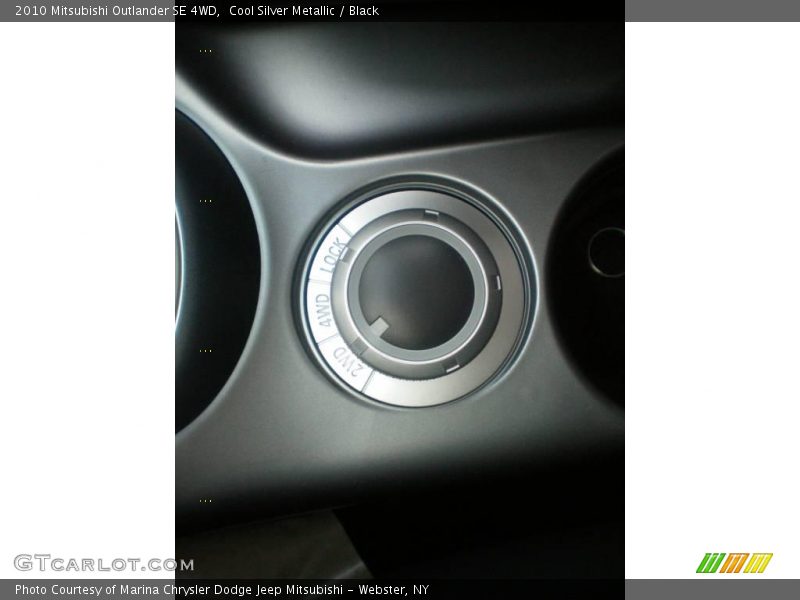 Cool Silver Metallic / Black 2010 Mitsubishi Outlander SE 4WD