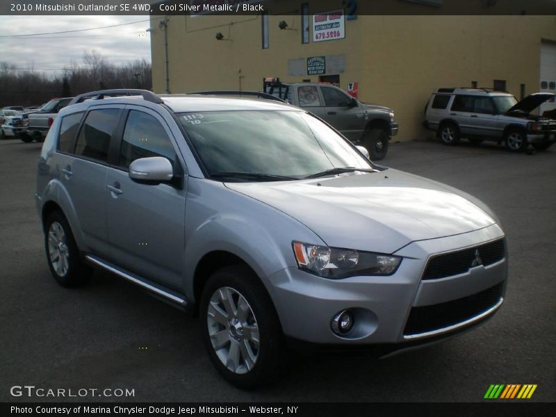 Cool Silver Metallic / Black 2010 Mitsubishi Outlander SE 4WD