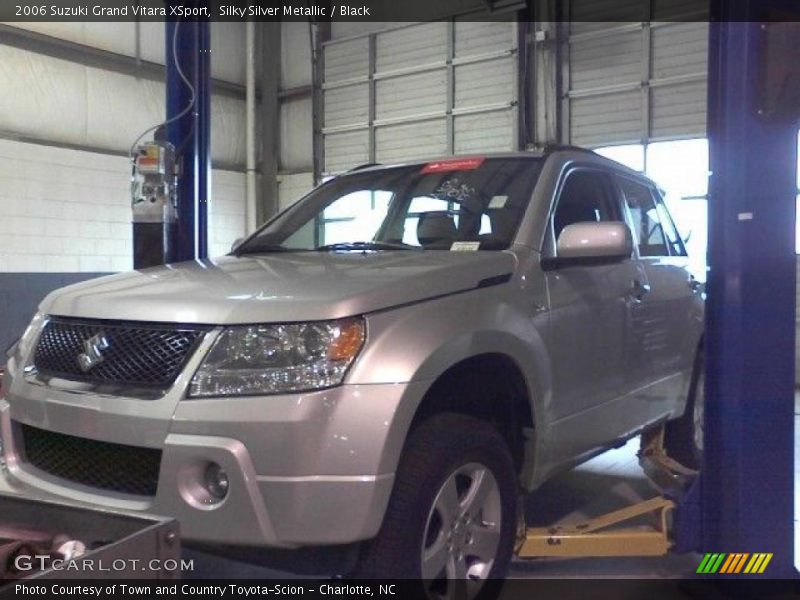 Silky Silver Metallic / Black 2006 Suzuki Grand Vitara XSport