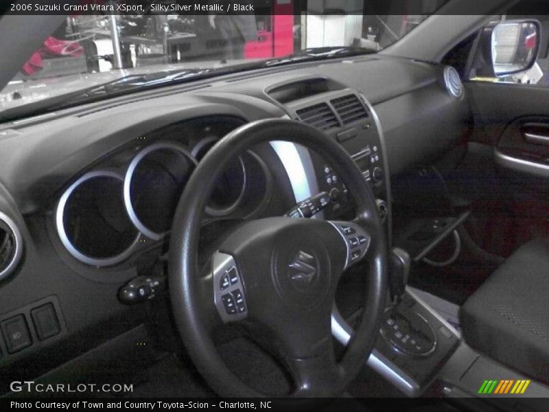 Silky Silver Metallic / Black 2006 Suzuki Grand Vitara XSport