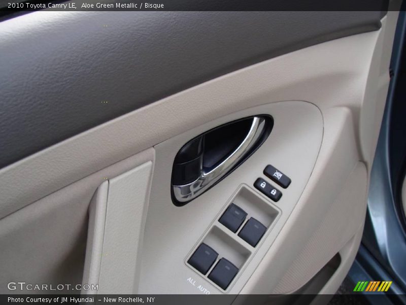 Aloe Green Metallic / Bisque 2010 Toyota Camry LE