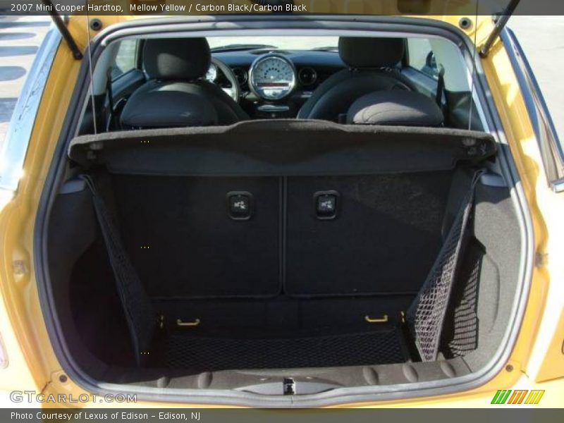 Mellow Yellow / Carbon Black/Carbon Black 2007 Mini Cooper Hardtop