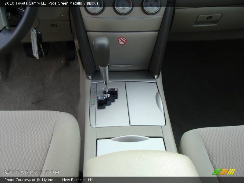 Aloe Green Metallic / Bisque 2010 Toyota Camry LE