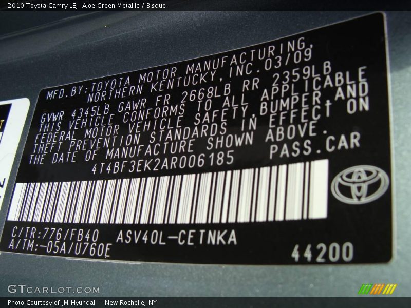 Aloe Green Metallic / Bisque 2010 Toyota Camry LE